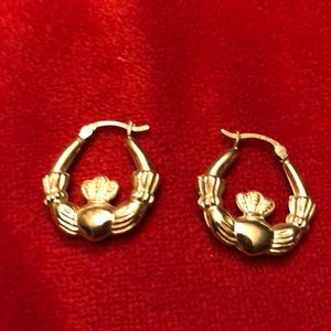 Claddagh Irish Hoop Earrings 14k Gold